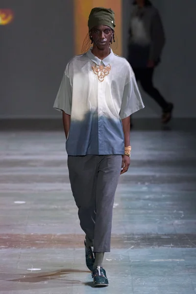 Look 21